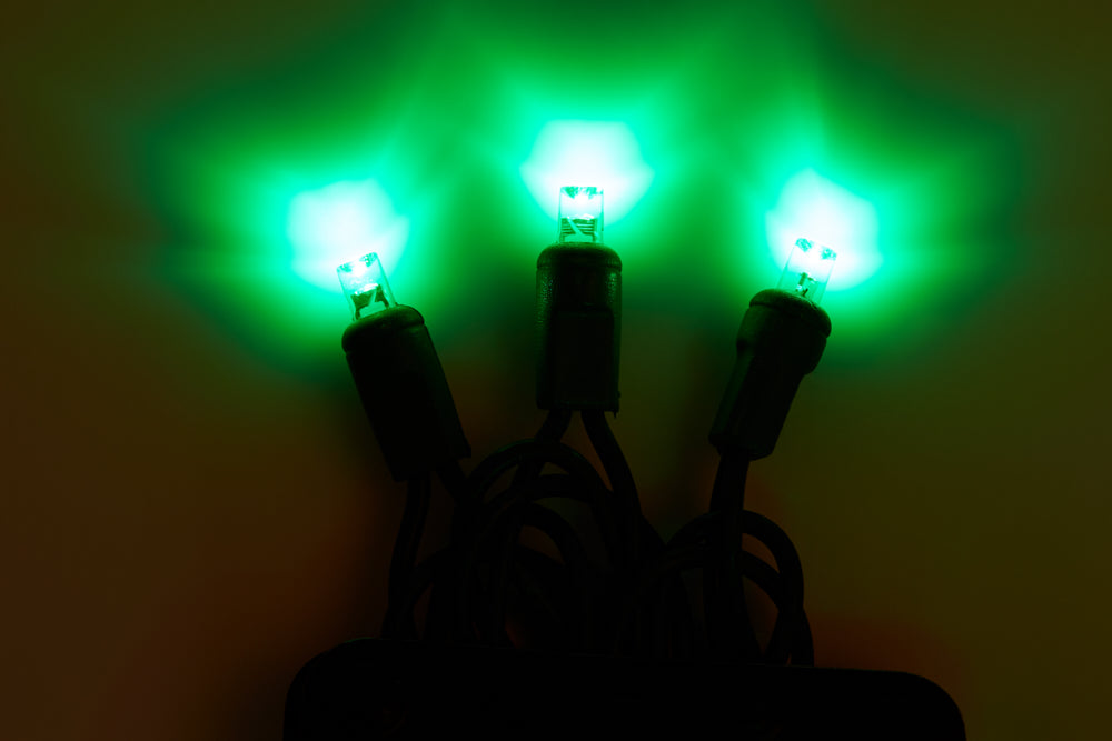 5mm LED Minilight String - 70 lights 4" Space (Green Wire)