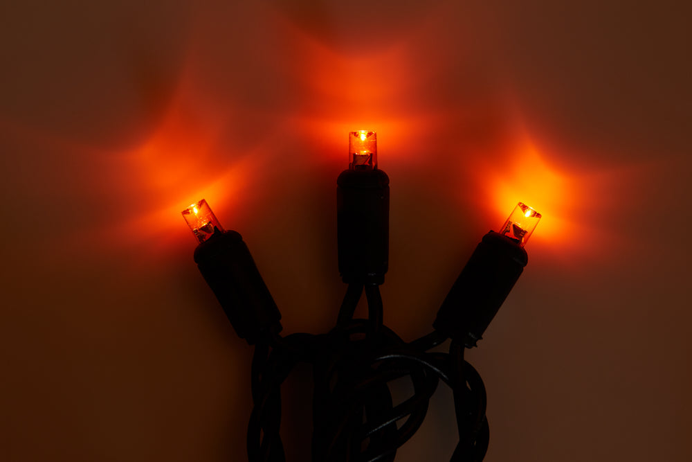 5mm LED Minilight String - 70 lights 4" Space (Black Wire)